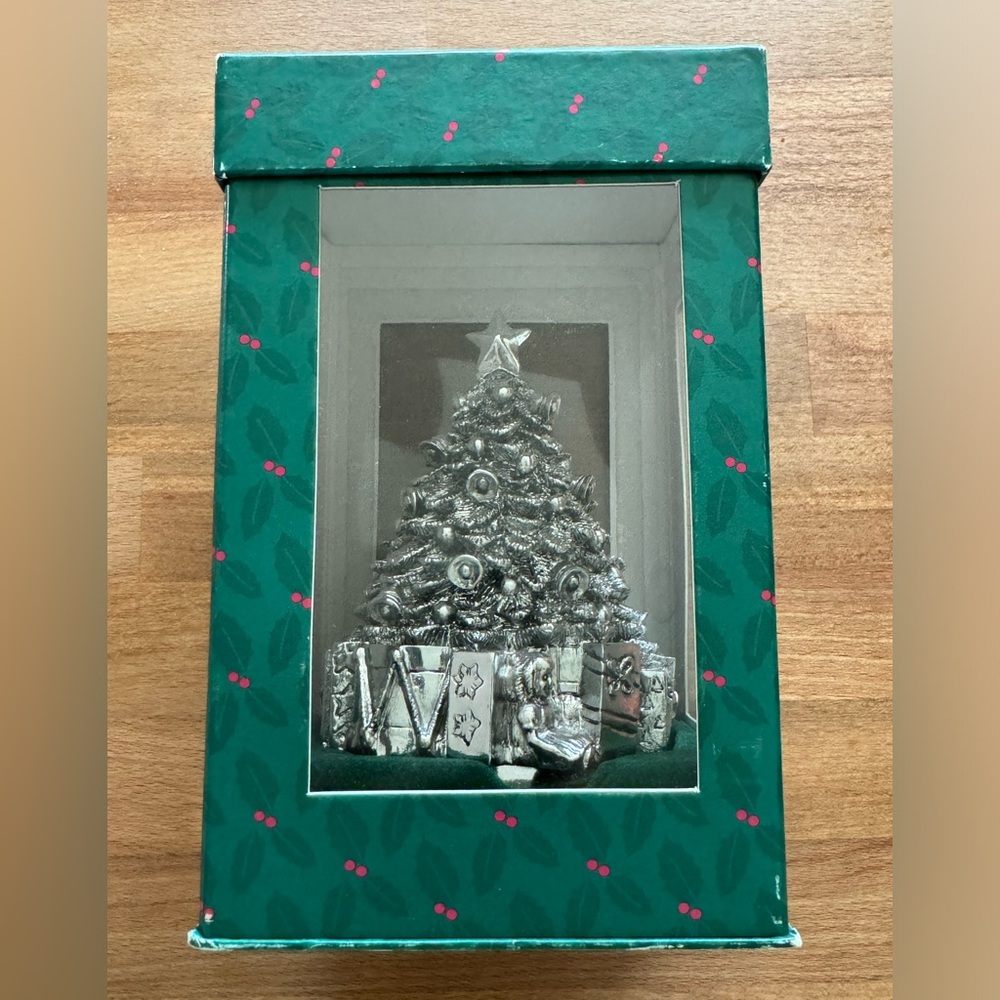 REED & BARTON Silver Plated Rortating Musical Christmas Tree